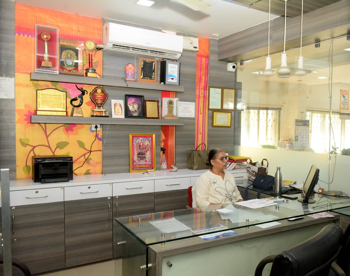 Award-winning service desk at The Yeola Merchants Co-operative Bank